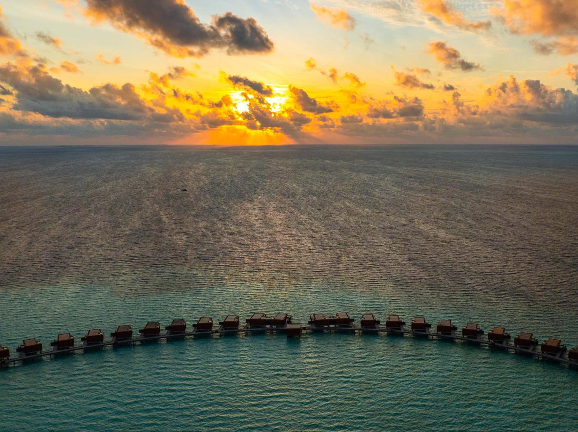 Veligandu Maldives Resort Island Rasdhoo Exterior foto